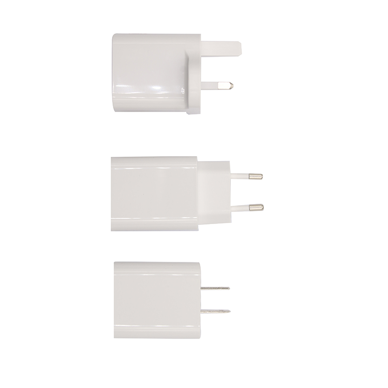 Single C port travel charger X11-04