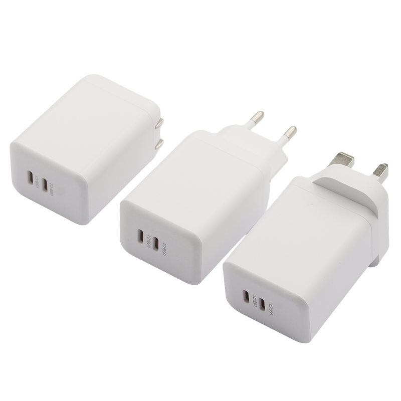 Dual Port Travel Charger JY-GS-W65A0970